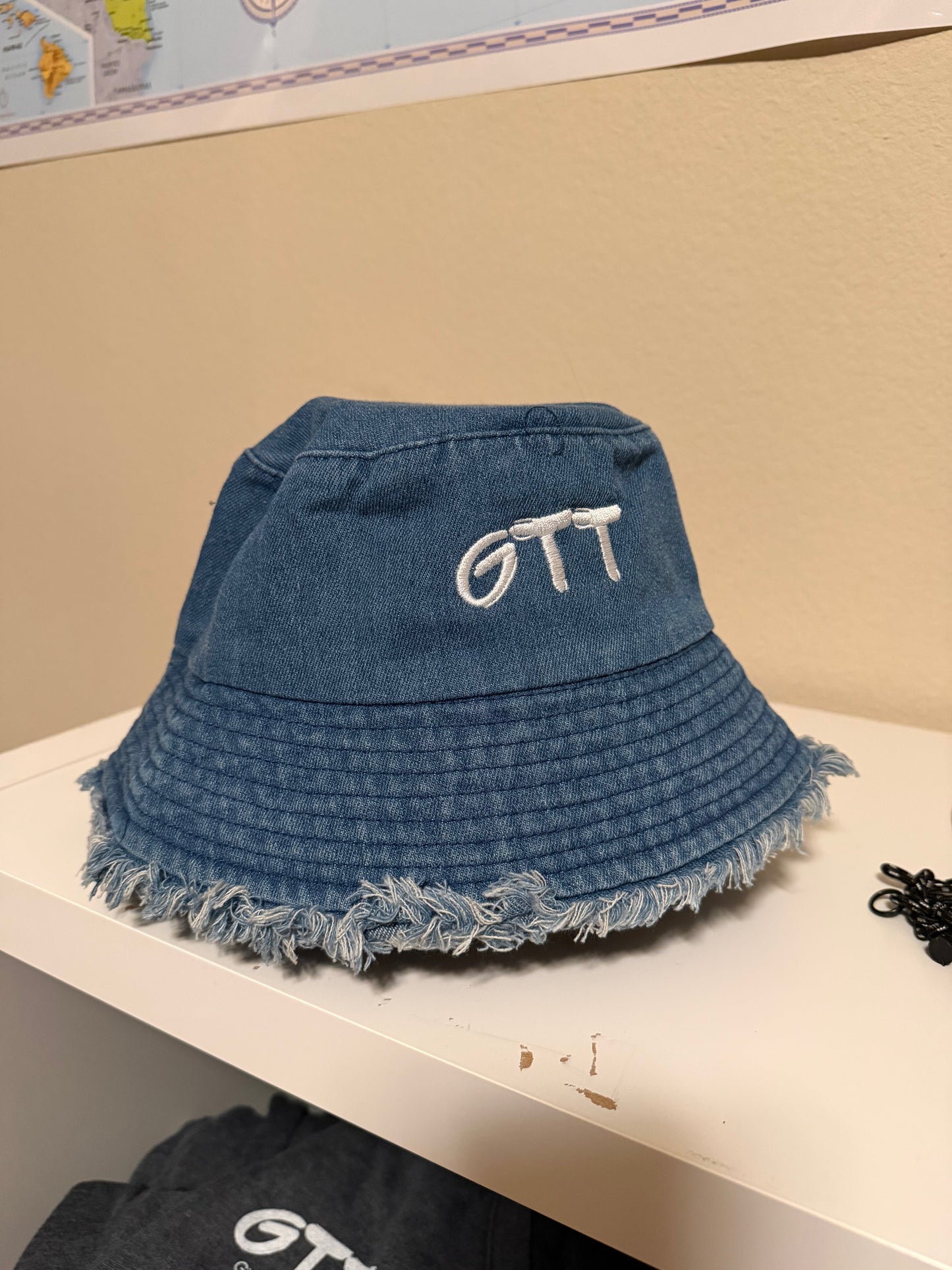 Bucket Hat